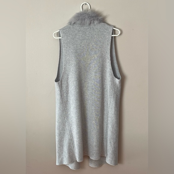 Women’s DOLCE CABO Knitted Long Vest With Faux Fur Collar NWT - Picture 7 of 15